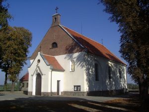 Obraz zawierający Kości&oacute;ł w&nbsp;Cerekwicy