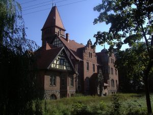 Obraz zawierający Pałac w&nbsp;Napachaniu